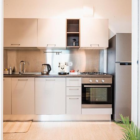 Apulialux - Elegant Apartment Con Netflix Bari Zewnętrze zdjęcie