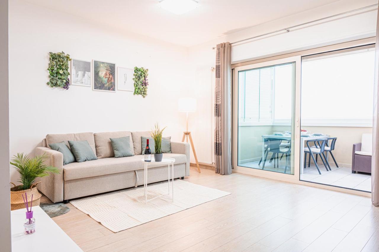 Apulialux - Elegant Apartment Con Netflix Bari Zewnętrze zdjęcie